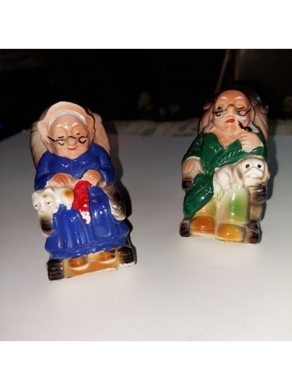 Vintage* Rocking Chair Senior Couple Salt & Pepper Shakers